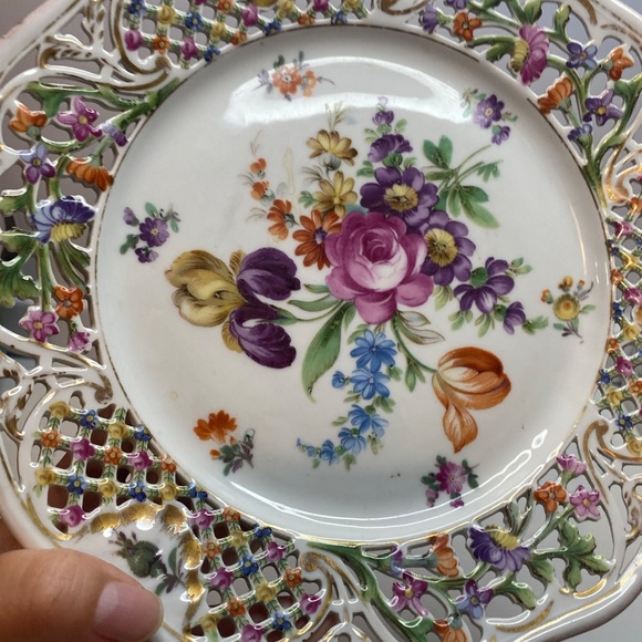 EARLY 1932-44 SCHUMANN BAVARIA CHATEAU DRESDEN ROYAL DRESNER ART SALAD PLATES - Picture 4 of 12